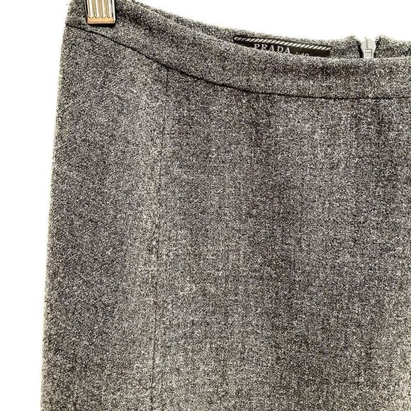PRADA BEADED SKIRT SIZE 40 VINTAGE - Picture 9 of 10